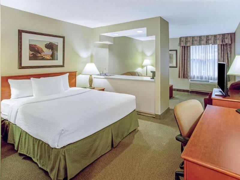 La Quinta By Wyndham Appleton College Avenue Hotel Luaran gambar