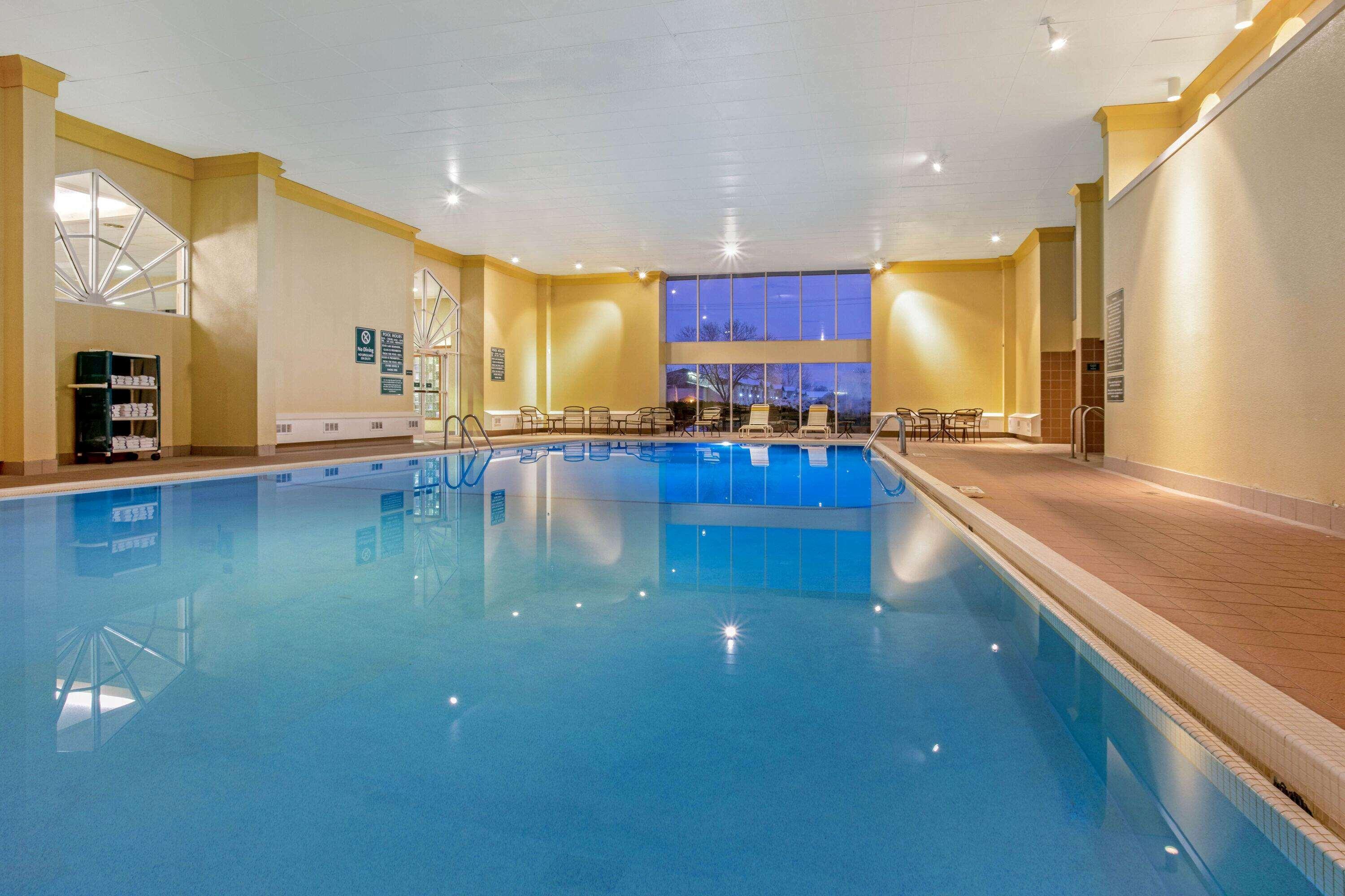 La Quinta By Wyndham Appleton College Avenue Hotel Luaran gambar
