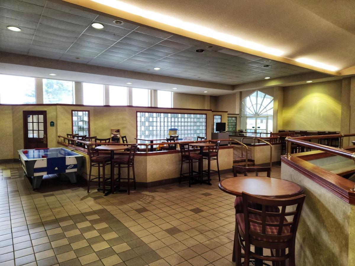 La Quinta By Wyndham Appleton College Avenue Hotel Luaran gambar