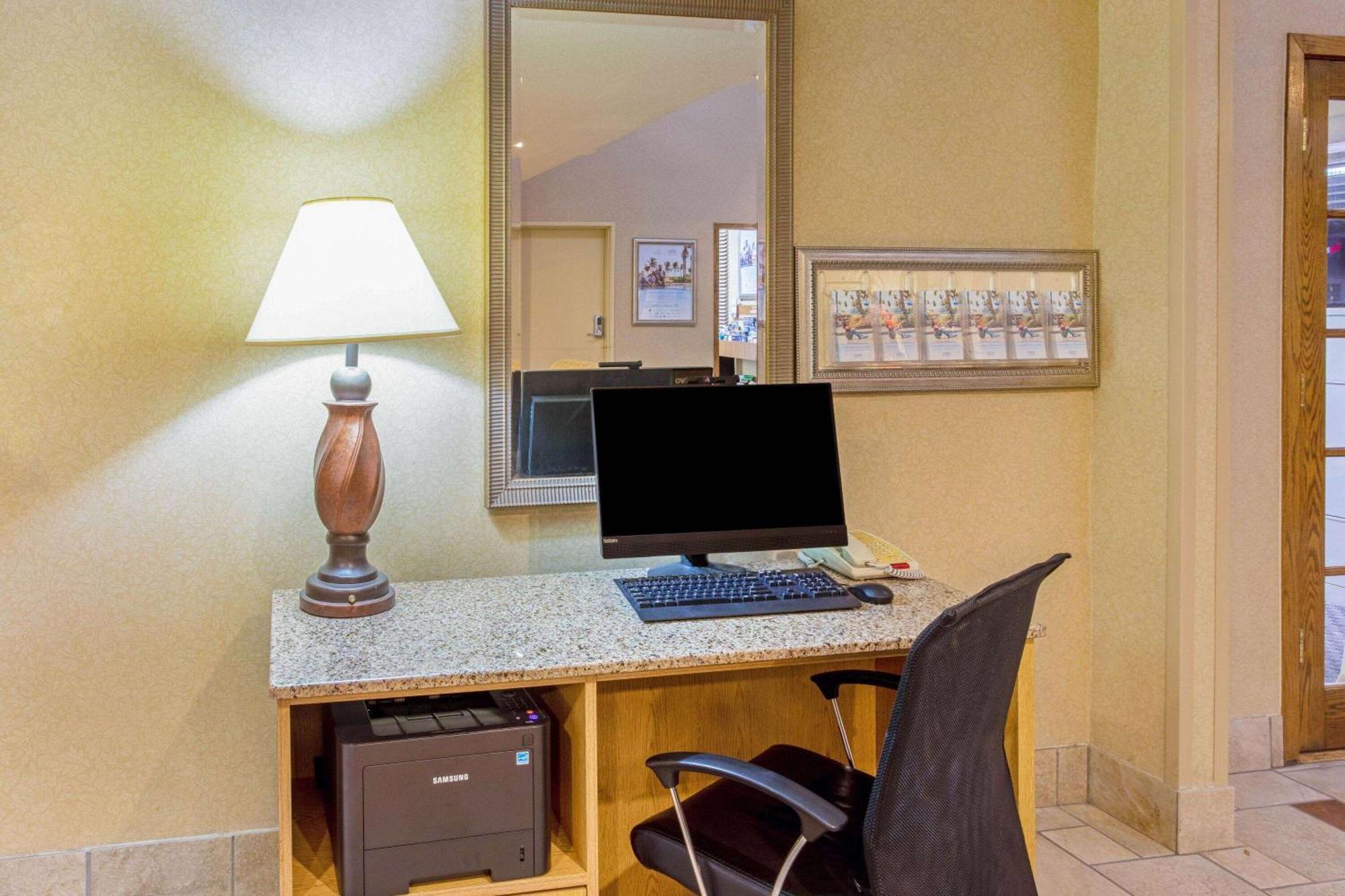 La Quinta By Wyndham Appleton College Avenue Hotel Luaran gambar