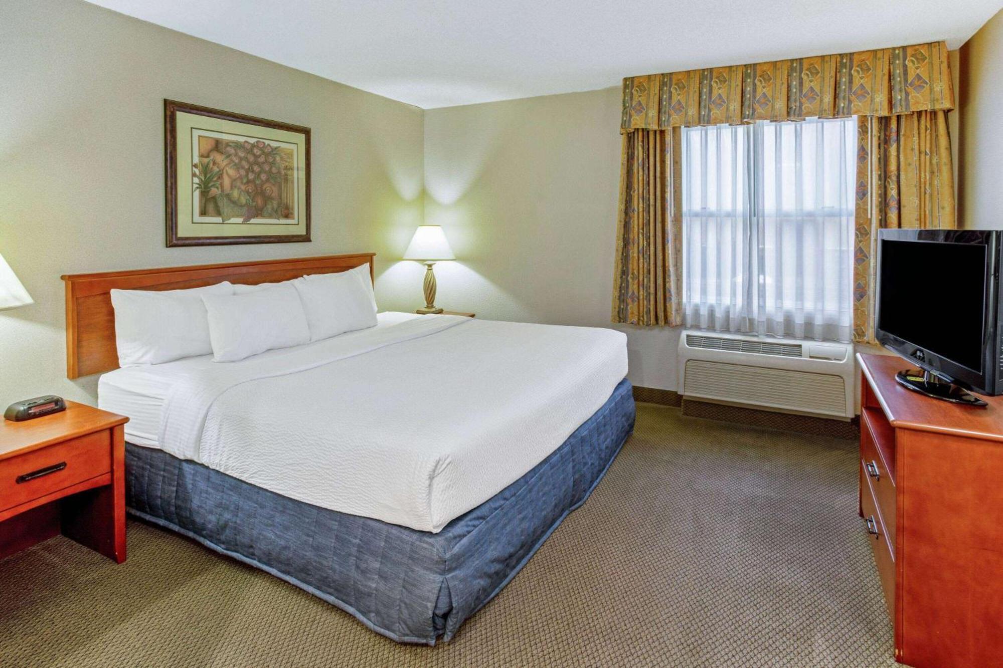 La Quinta By Wyndham Appleton College Avenue Hotel Luaran gambar