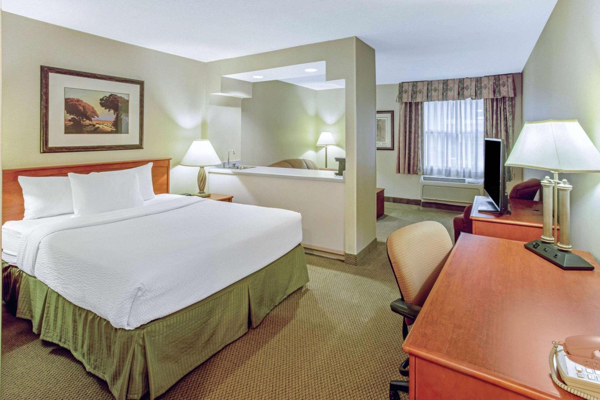 La Quinta By Wyndham Appleton College Avenue Hotel Luaran gambar